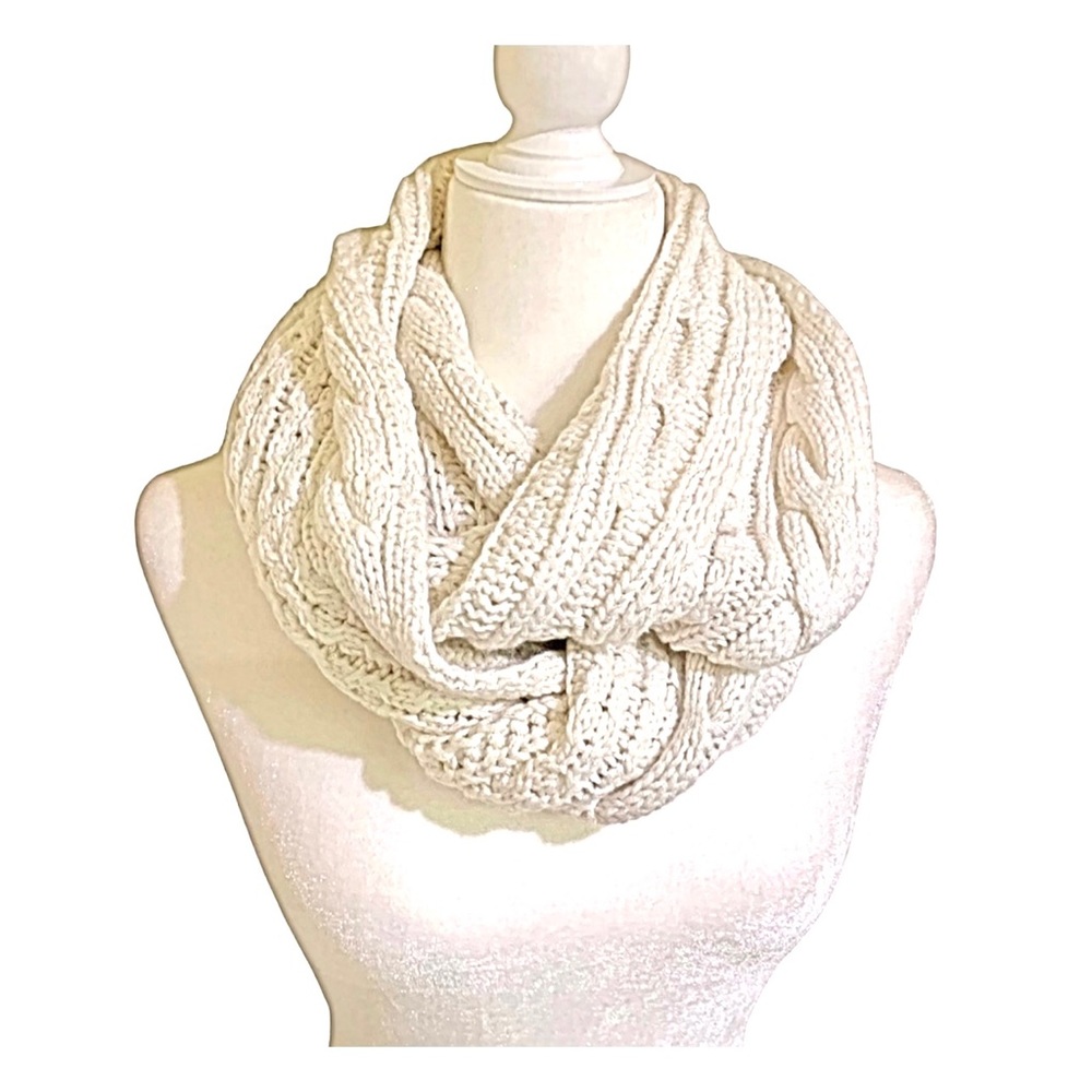 New York & Co Scarf Cream Color Cable Knit Infinity Loop Scarf